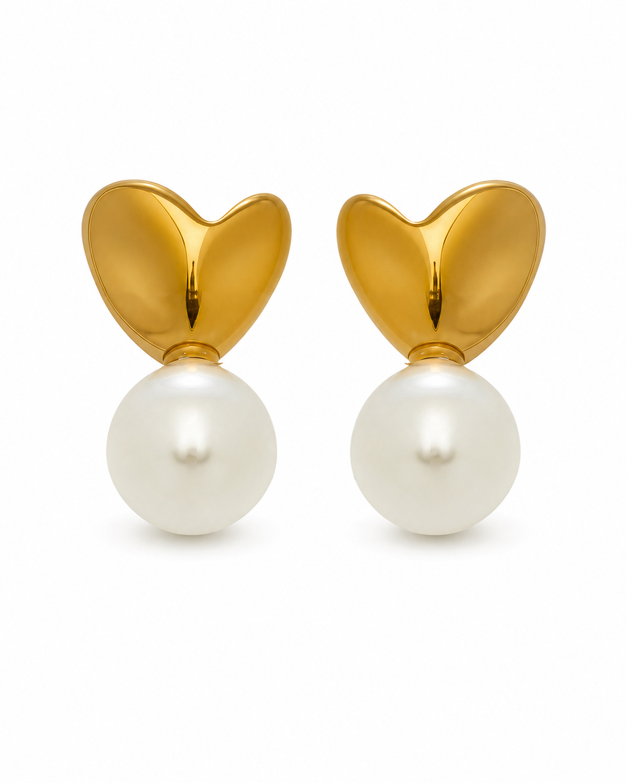 Amora Heart Pearl Earrings
