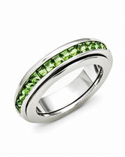 August – Peridot Green Celestia Birthstone Ring Series