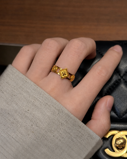 Clover Medallion Ring alternate view