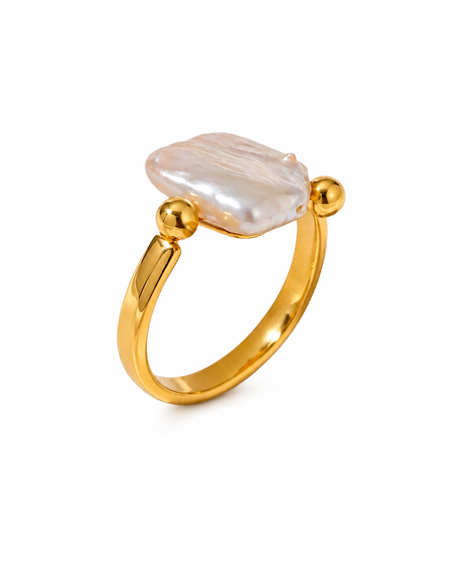 Solenne Baroque Pearl Ring