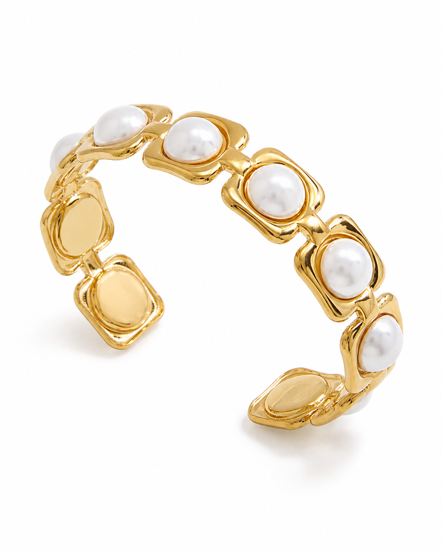Elara Pearl Link Bracelet