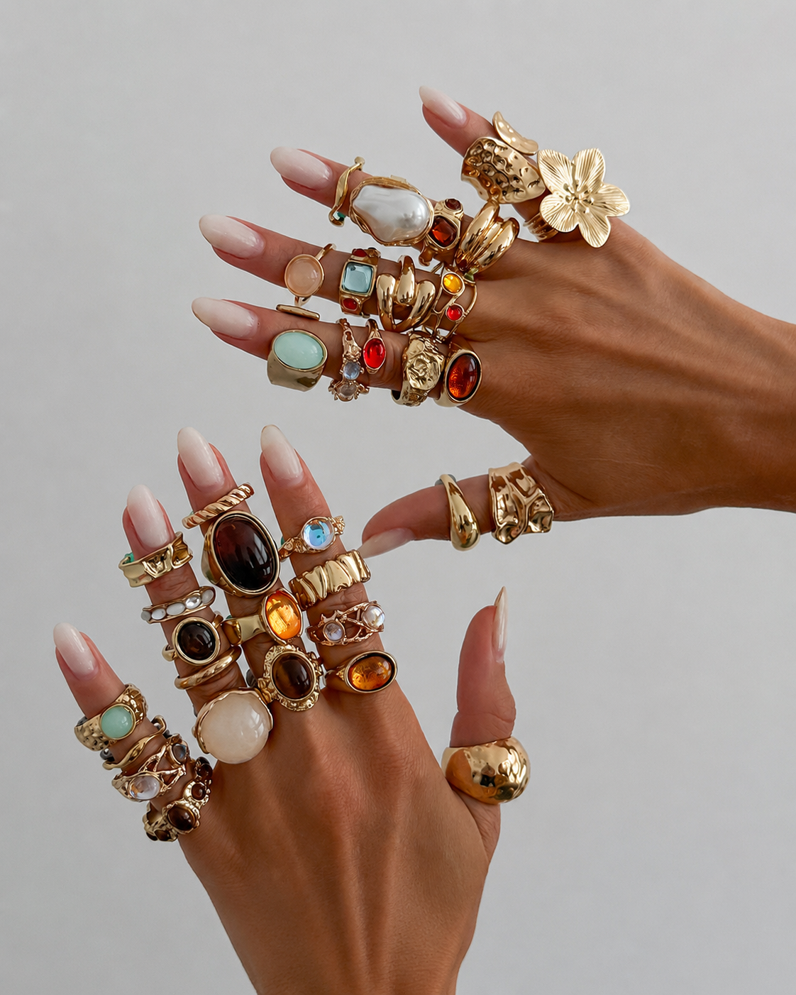 Golden Muse 35-Piece Ring Set