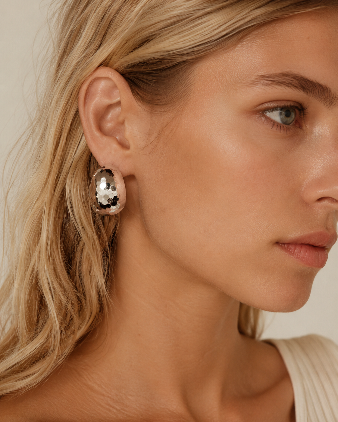 Hammered C-Hoop Earrings