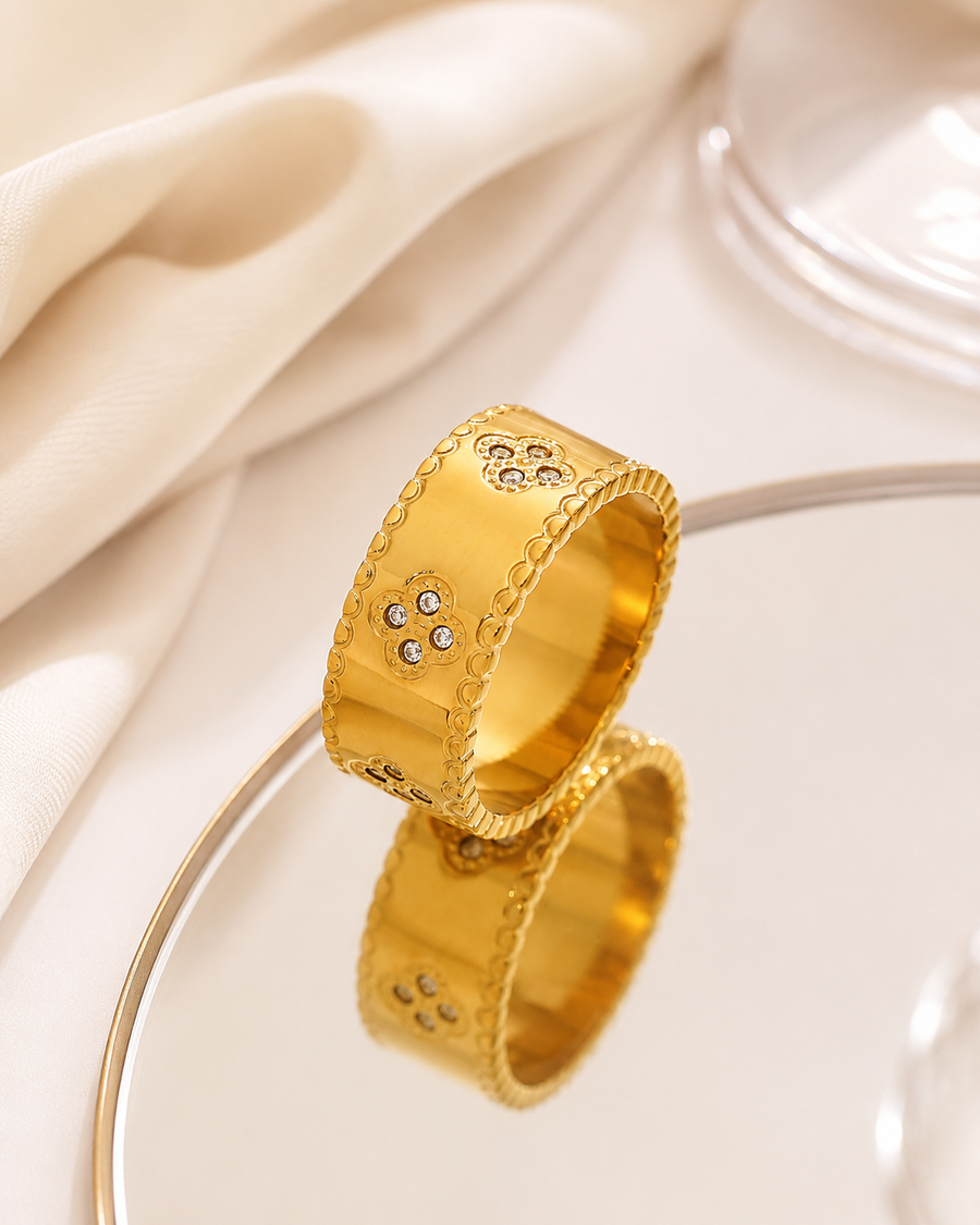 Clover Crest Zircon Band Ring