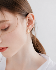 Elara Lace Pearl Hoop Series additional view 3