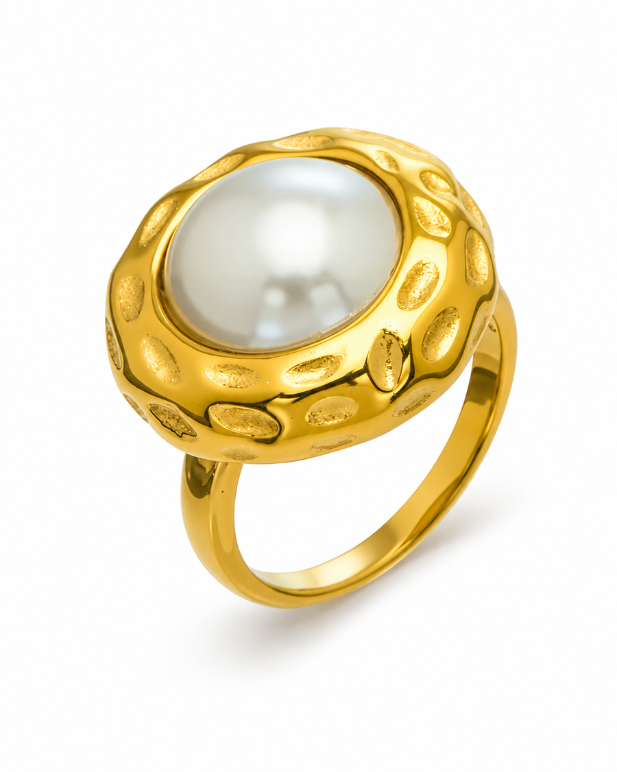 Elara Sculpted Pearl Statement Ring