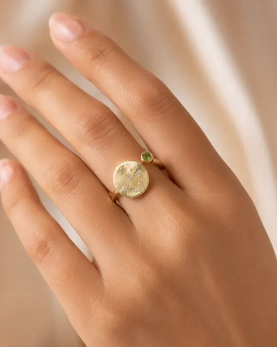 August Peridot Adjustable Birthstone Ring by ZodiGlow, peridot green gold ring, detail view