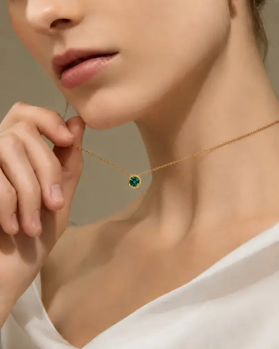 May Emerald Hexagon Necklace – Taurus Birthstone Jewelry