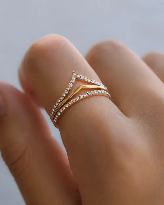 Detail view of Celestia V-Line Pavé Ring by Zodiglow