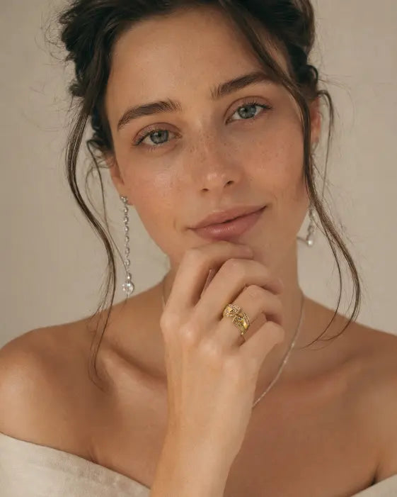Élan Pavé Knot Open Ring
