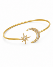 Detail view of Moon & Star Jewelry Set by Zodiglow