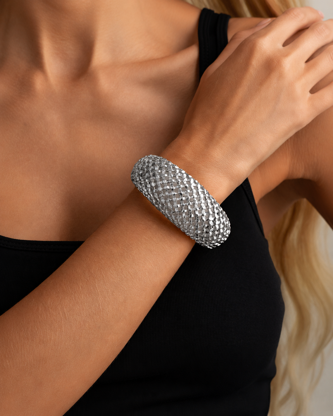 Styled view of Sculptural Mesh Series by Zodiglow