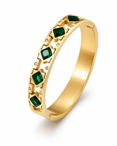 Valeria Cubic Zirconia Clasp Bangle