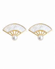 Front view of Yunxi Freshwater Pearl Fan Stud Earrings by Zodiglow